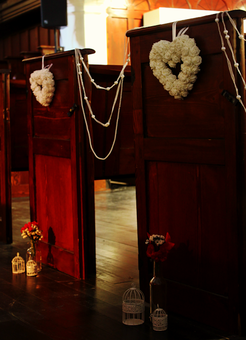 DIY Wedding Pew Decorations