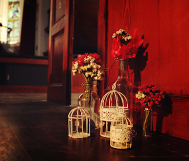 Wedding Decorations Bird Cage and Flowers