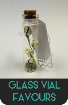 glass-vial-favours.png